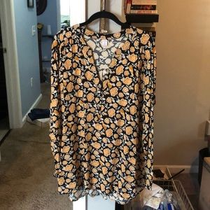 Old navy floral tunic
